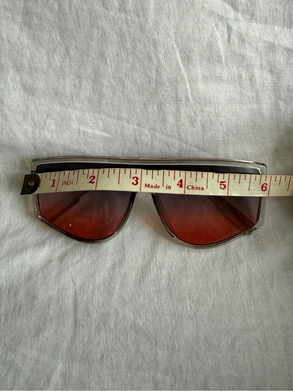 FRYE AND CO. Gradient Shield Sunglasses - Red and Gray
